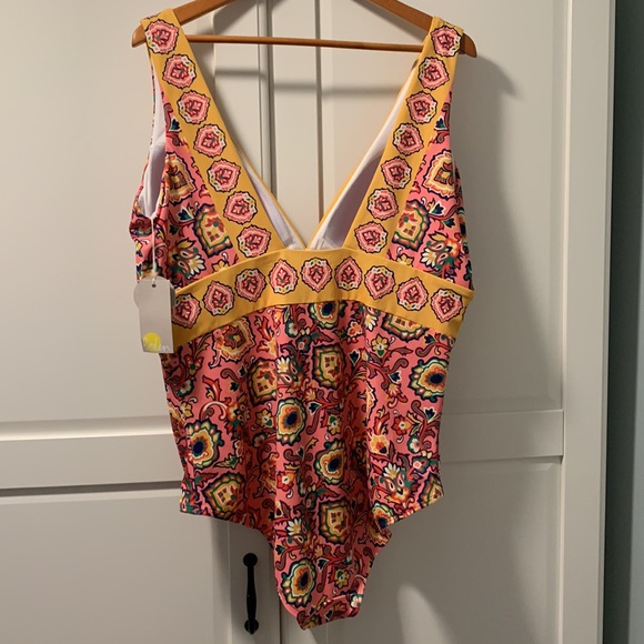 Boden Long Swimsuit 20-22L US Long Torso one piece Pink Yellow Floral V Neck NWT - Picture 8 of 15